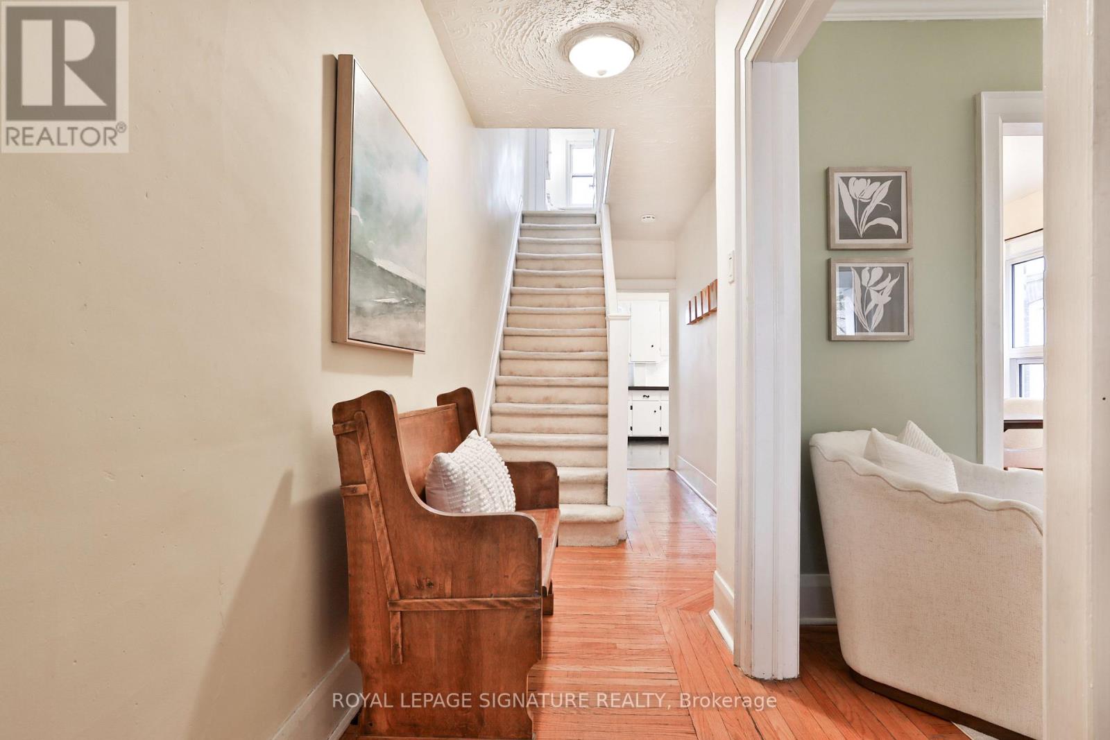 4 Earl Haig Avenue, Toronto, Ontario  M4C 1E1 - Photo 5 - E12892282