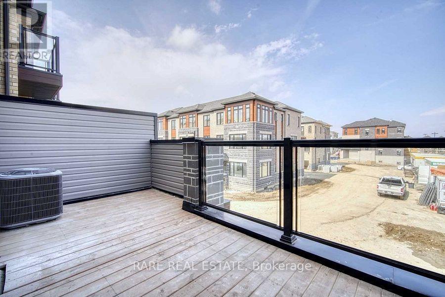 66 Carole Bell Way, Markham, Ontario  L6E 0W2 - Photo 14 - N12892098