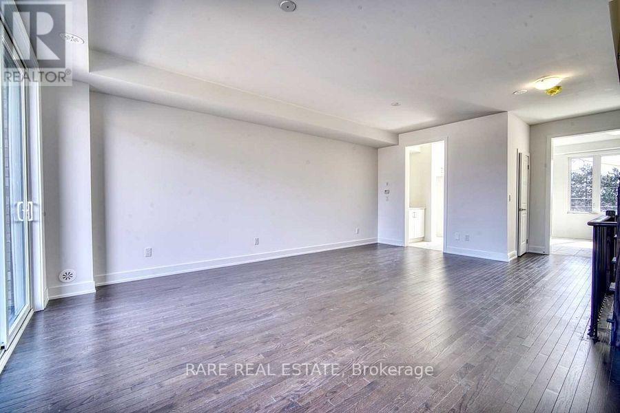 66 Carole Bell Way, Markham, Ontario  L6E 0W2 - Photo 2 - N12892098