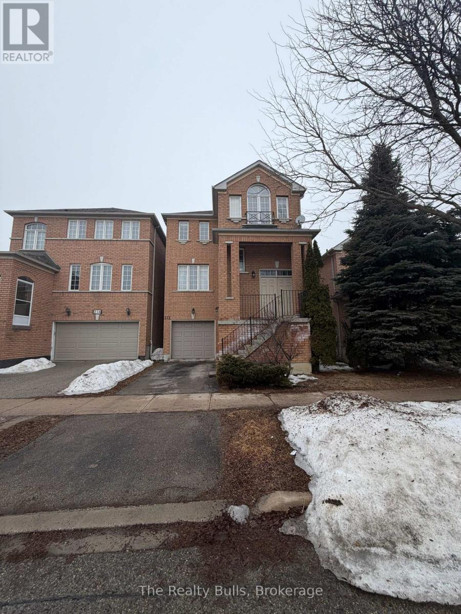 212 YELLOWOOD CIRCLE, Vaughan, Ontario