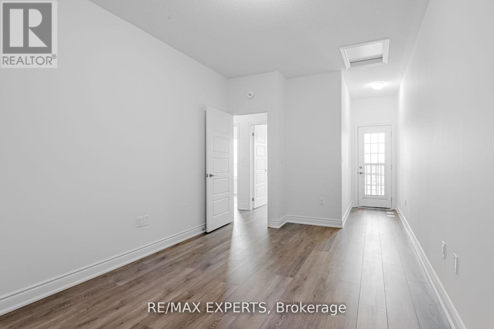 74 Paisley Drive, Bradford West Gwillimbury, Ontario  L3Z 0E3 - Photo 20 - N12892150