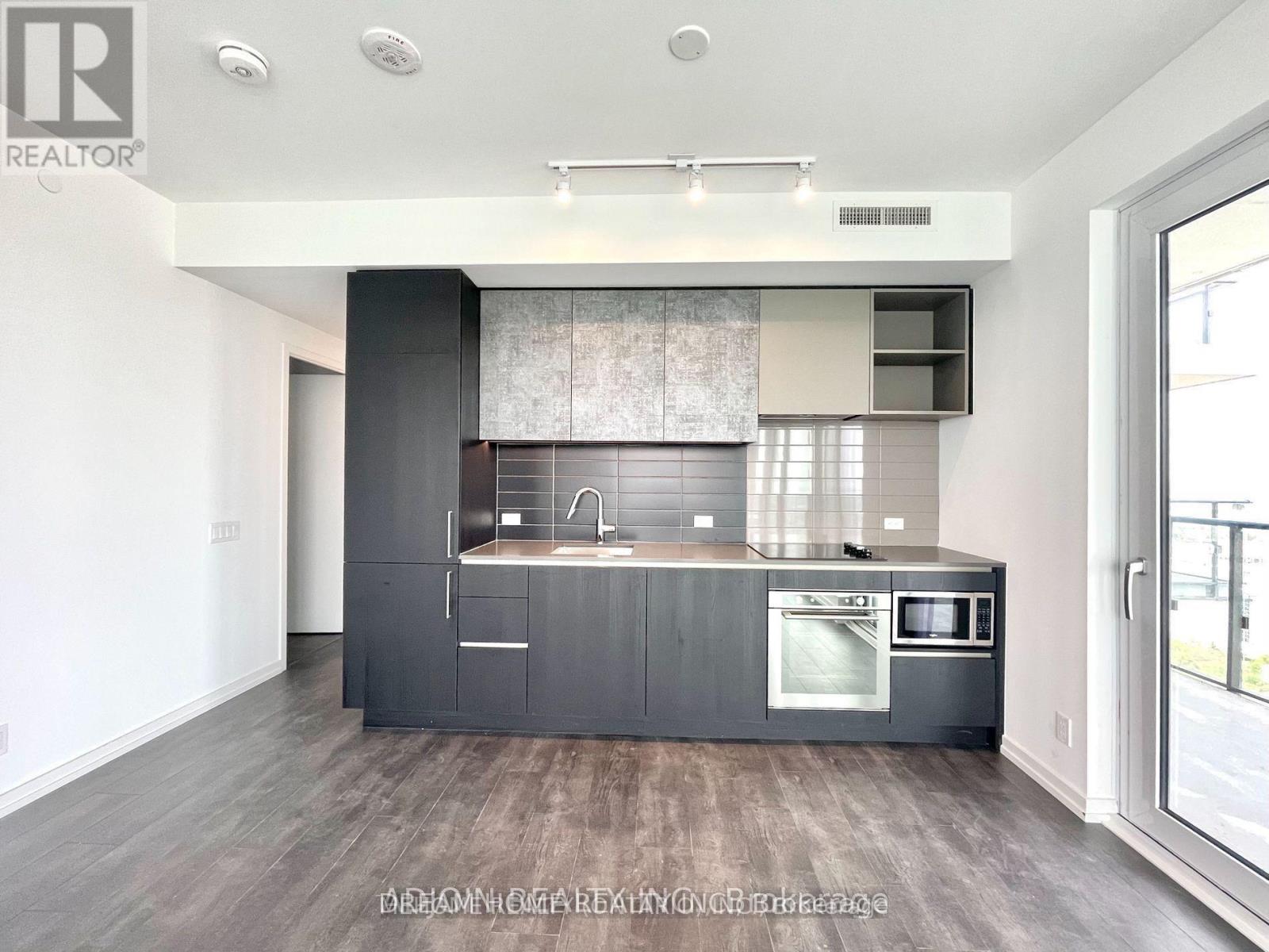 2312 - 7890 Jane Street, Vaughan, Ontario  L4K 4R6 - Photo 2 - N12892182