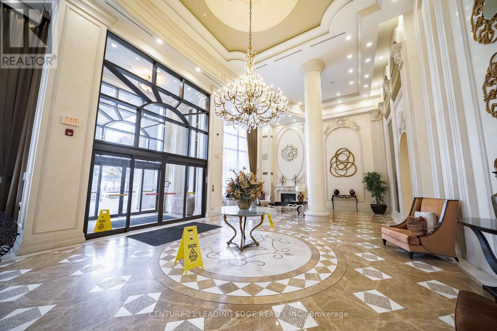 1504 - 9245 Jane Street, Vaughan, Ontario  L6A 0K1 - Photo 2 - N12892280