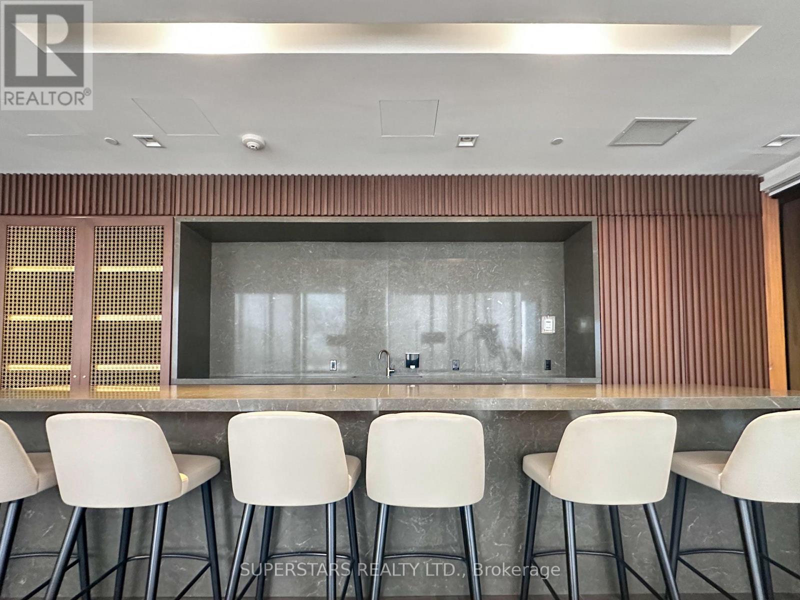 5510 - 950 Portage Parkway, Vaughan, Ontario  L4K 0J7 - Photo 11 - N12892298