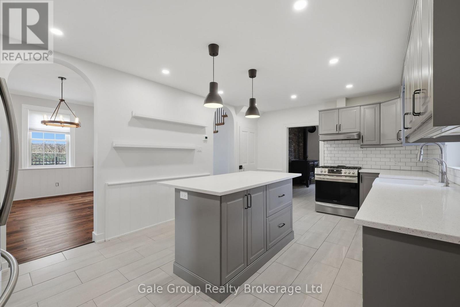 1349 Queen Street, Wilmot, Ontario  N0B 2E0 - Photo 15 - X12892194