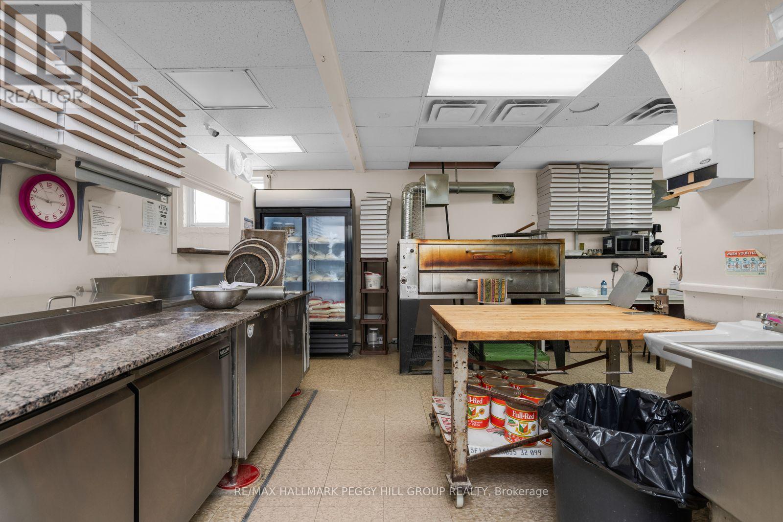 13 Yonge Street S, Springwater, Ontario  L0L 1P0 - Photo 4 - S12892188