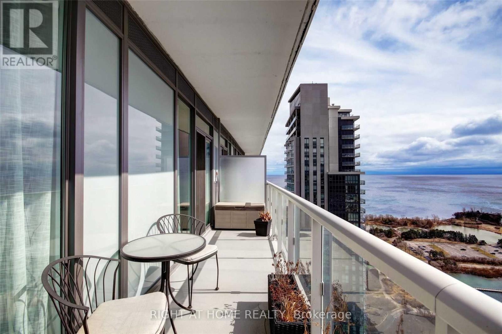 3204 - 56 Annie Craig Drive, Toronto, Ontario  M8V 0C5 - Photo 13 - W12892080