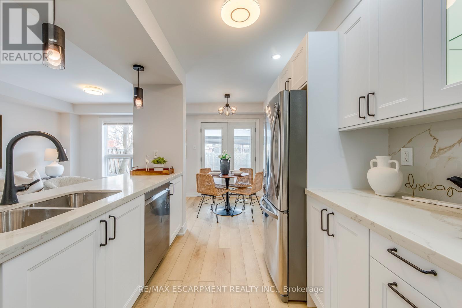 17 - 2350 Grand Ravine Drive, Oakville, Ontario  L6H 6E2 - Photo 20 - W12892090