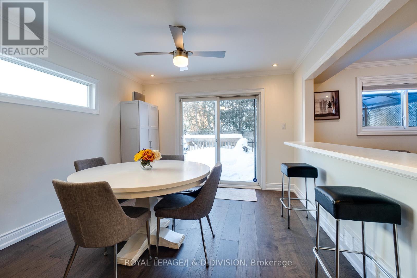 365 Lynn Place, Oakville, Ontario  L6H 2C5 - Photo 13 - W12892130