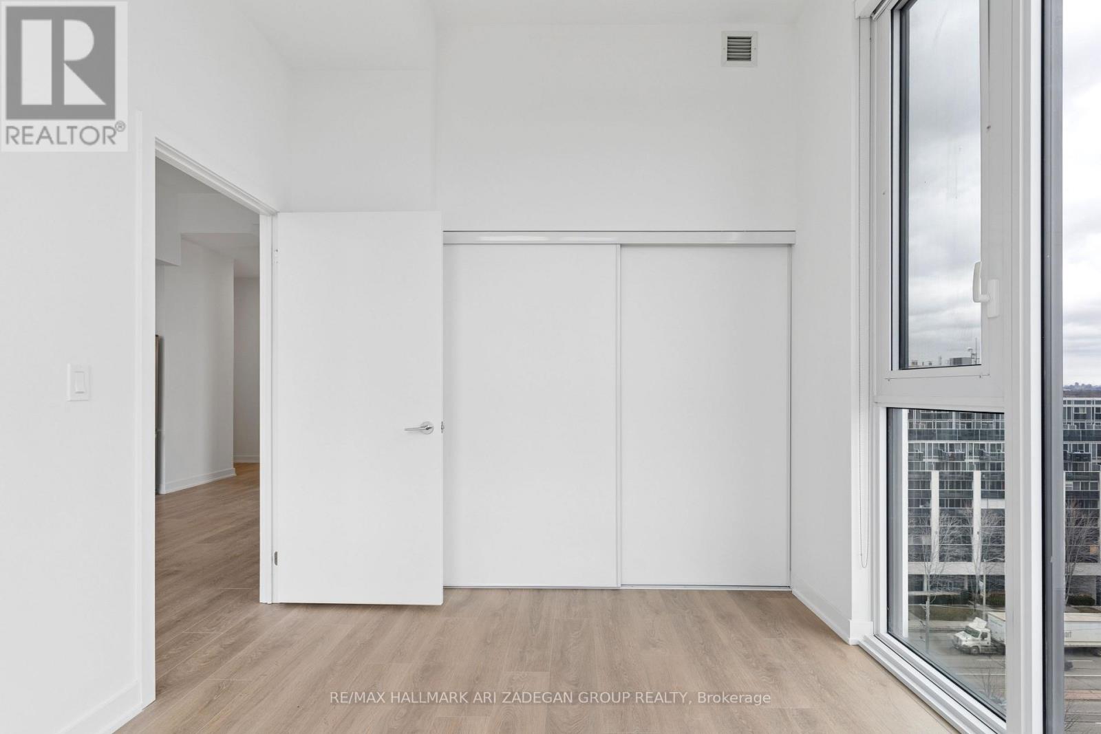 902 - 1037 The Queensway, Toronto (Islington-City Centre West), Ontario  M8Z 0H5 - Photo 8 - W12892132