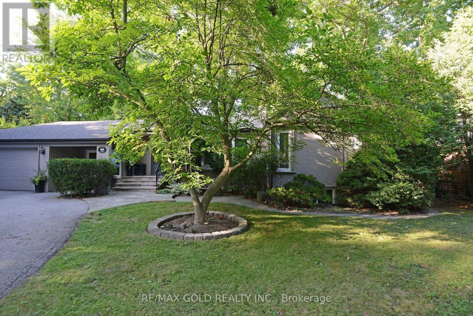 1391 Glenburnie Road, Mississauga, Ontario  L5G 3C7 - Photo 1 - W12892154