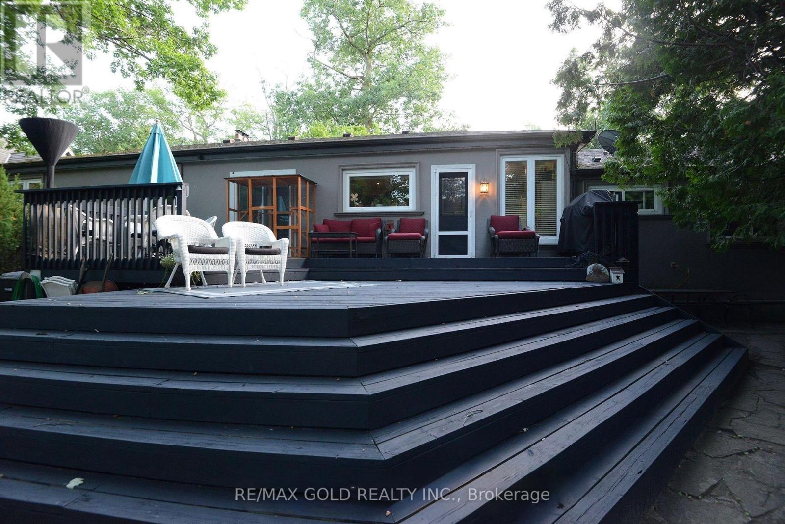 1391 Glenburnie Road, Mississauga, Ontario  L5G 3C7 - Photo 11 - W12892154