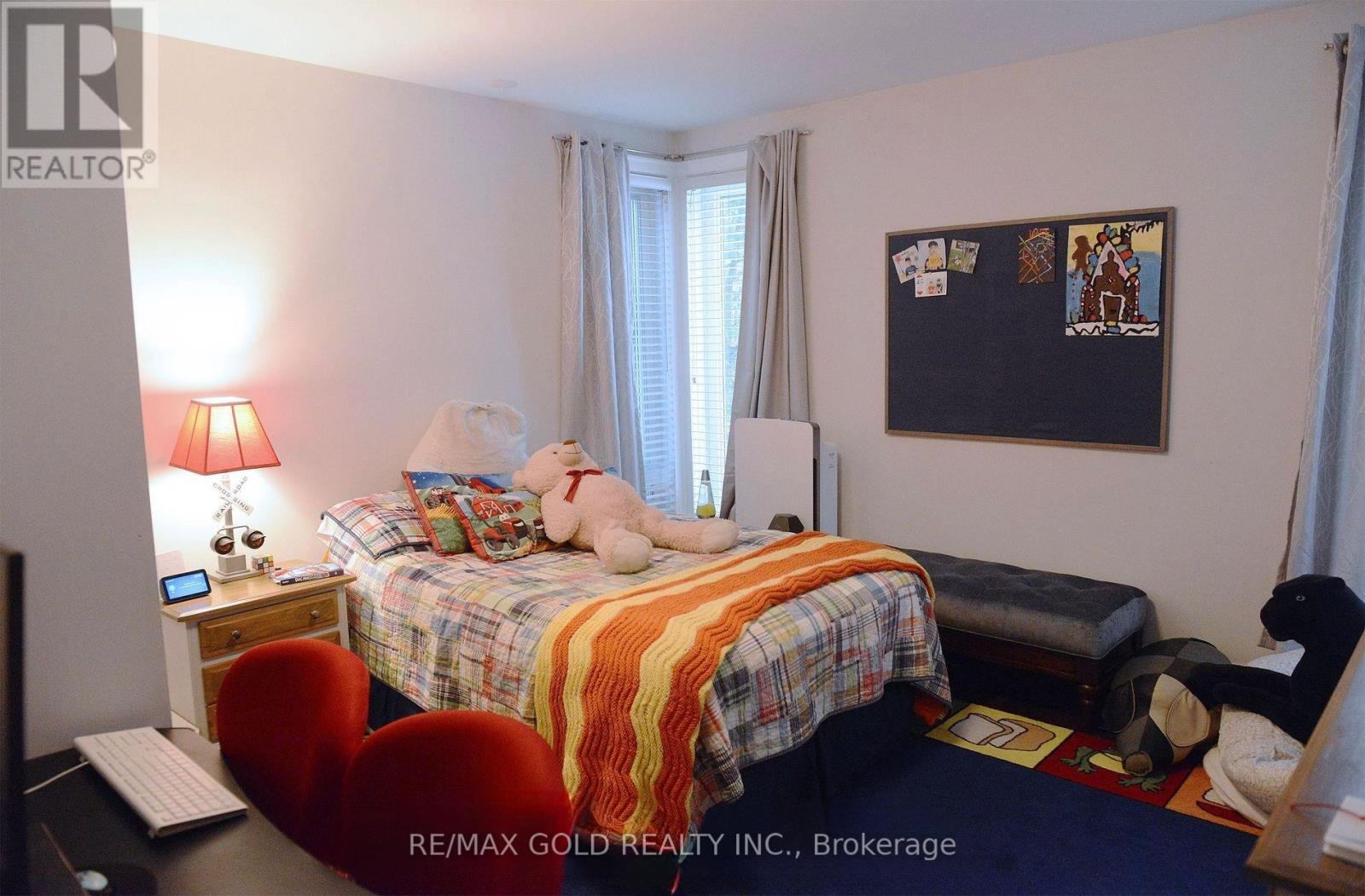 1391 Glenburnie Road, Mississauga, Ontario  L5G 3C7 - Photo 19 - W12892154