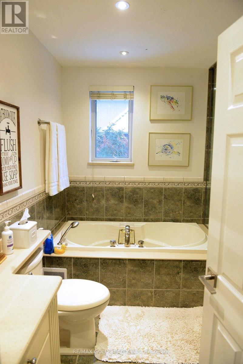 1391 Glenburnie Road, Mississauga, Ontario  L5G 3C7 - Photo 22 - W12892154