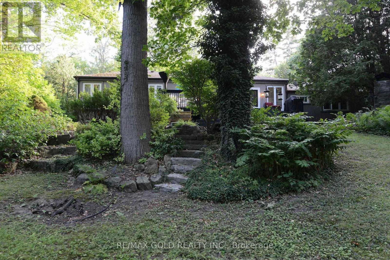 1391 Glenburnie Road, Mississauga, Ontario  L5G 3C7 - Photo 25 - W12892154