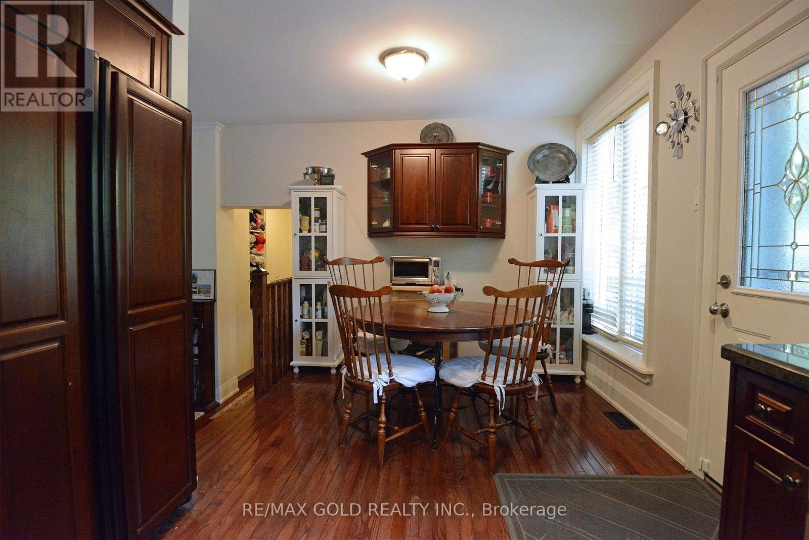 1391 Glenburnie Road, Mississauga, Ontario  L5G 3C7 - Photo 9 - W12892154