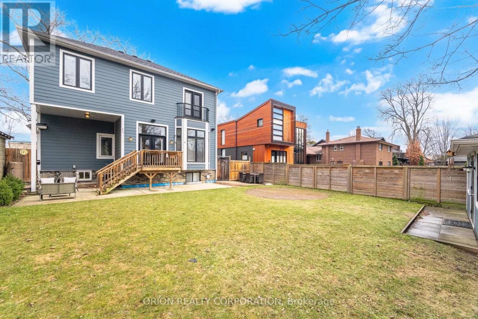 40 Briarwood Avenue, Mississauga, Ontario  L5G 3N6 - Photo 28 - W12892166