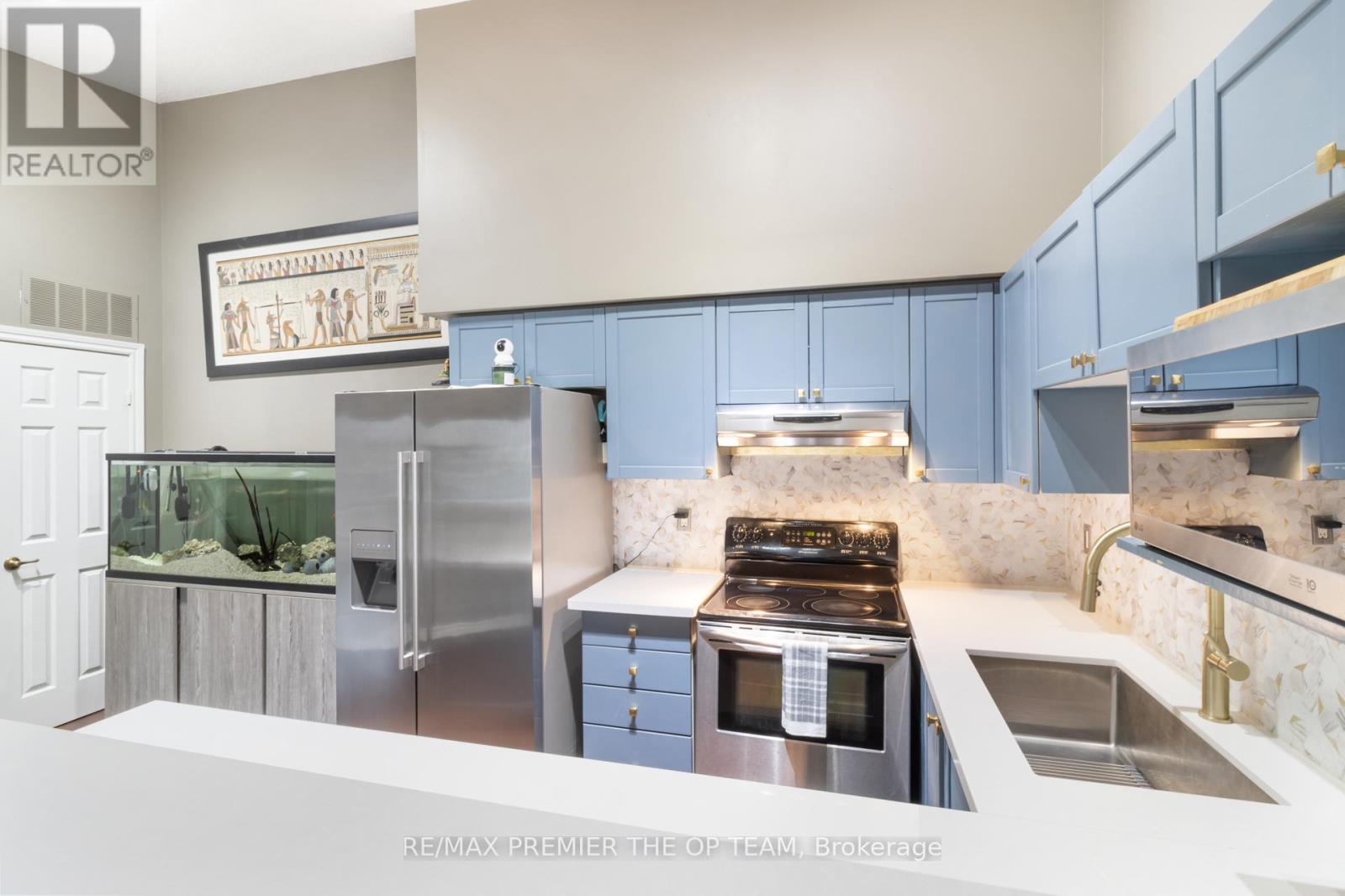 404 - 1440 Bishops Gate, Oakville, Ontario  L6M 4M9 - Photo 25 - W12892168