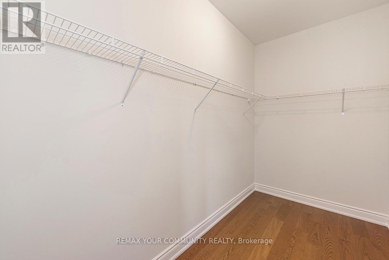 109 James Walker Avenue, Caledon (Caledon East), Ontario  L7C 4N1 - Photo 11 - W12892192