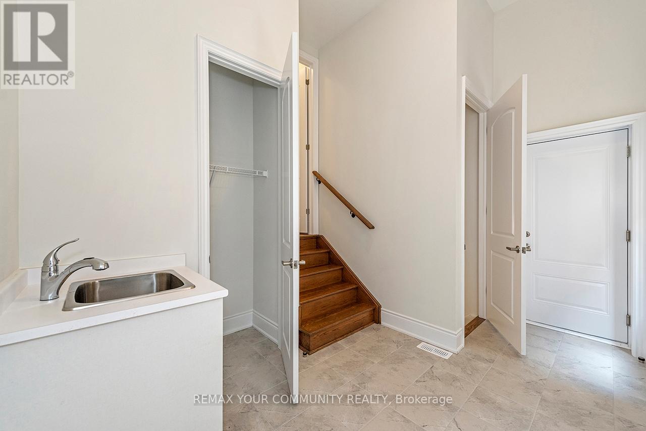 109 James Walker Avenue, Caledon (Caledon East), Ontario  L7C 4N1 - Photo 36 - W12892192