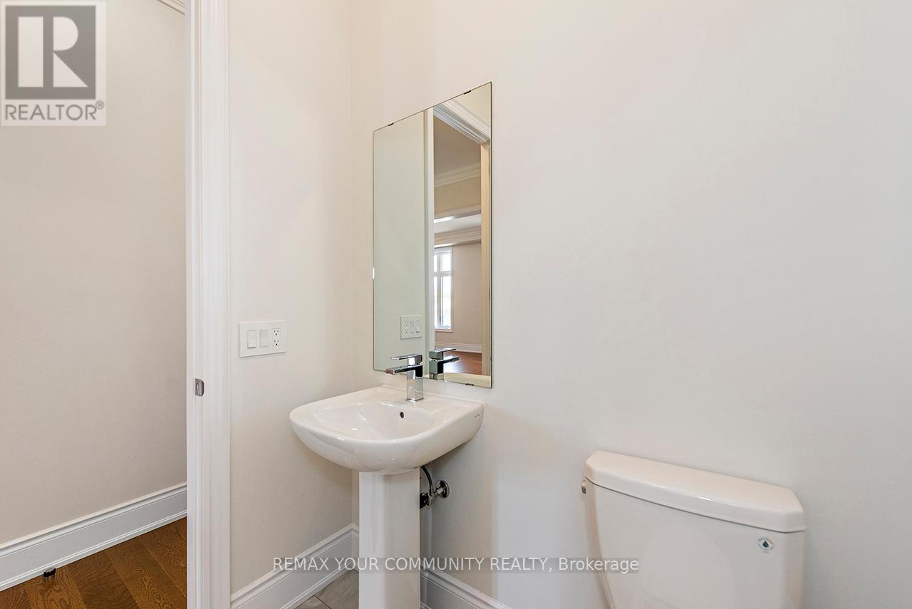 109 James Walker Avenue, Caledon (Caledon East), Ontario  L7C 4N1 - Photo 38 - W12892192