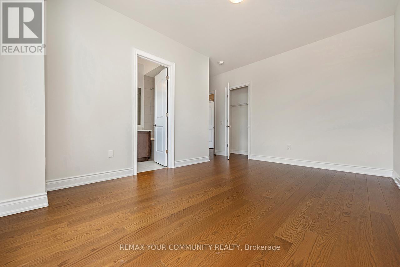 109 James Walker Avenue, Caledon (Caledon East), Ontario  L7C 4N1 - Photo 4 - W12892192