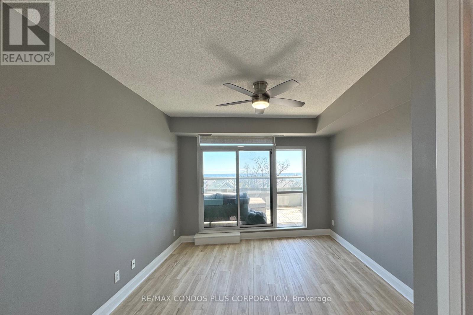 504 - 1 Hurontario Street, Mississauga, Ontario  L5G 0A3 - Photo 13 - W12892270