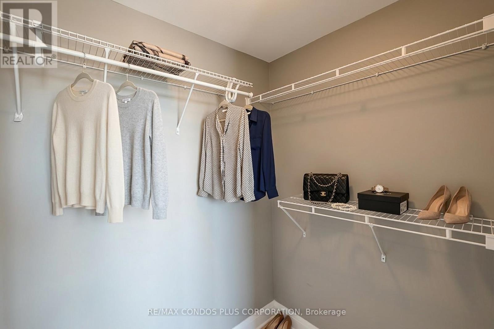 504 - 1 Hurontario Street, Mississauga, Ontario  L5G 0A3 - Photo 19 - W12892270