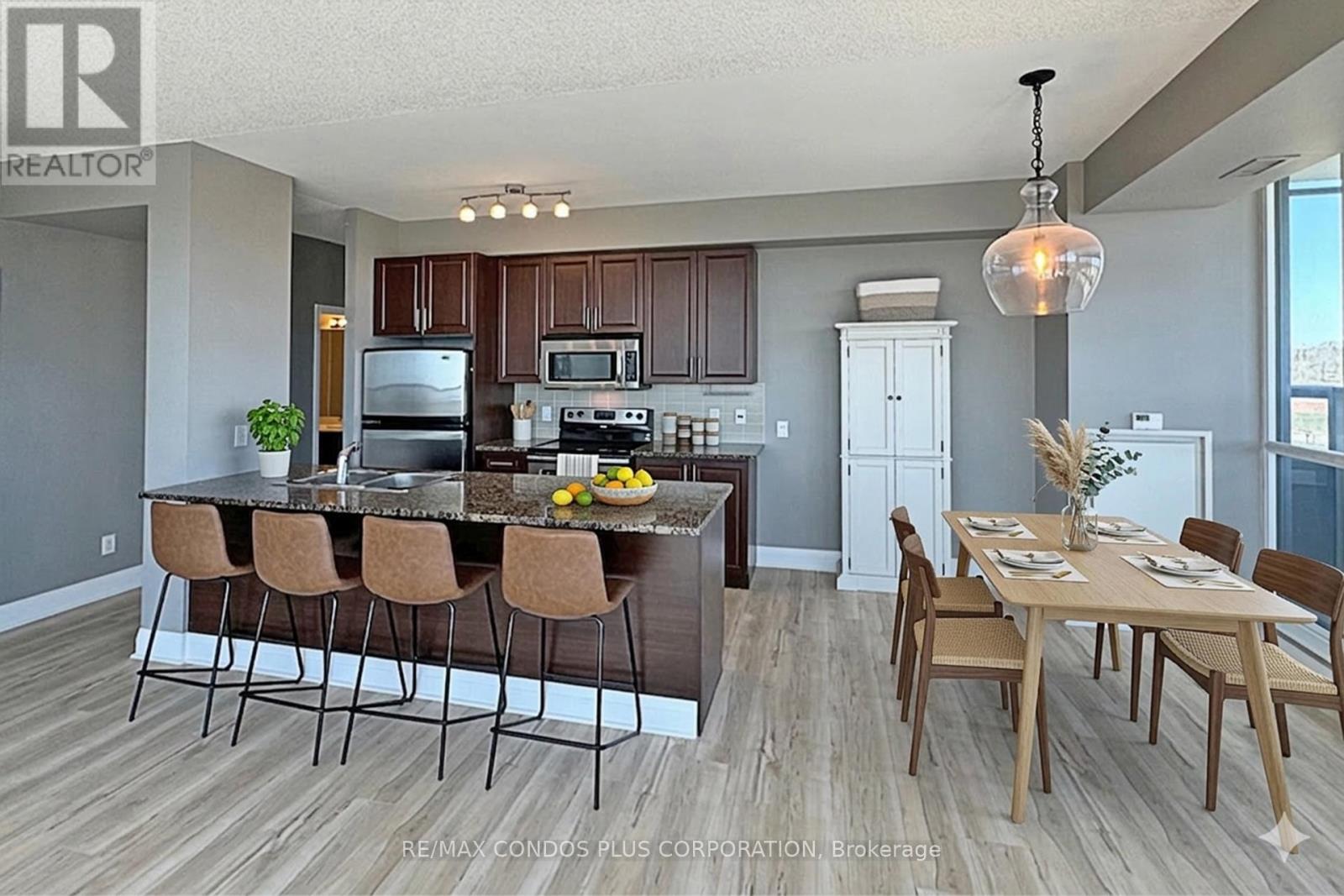 504 - 1 Hurontario Street, Mississauga, Ontario  L5G 0A3 - Photo 5 - W12892270