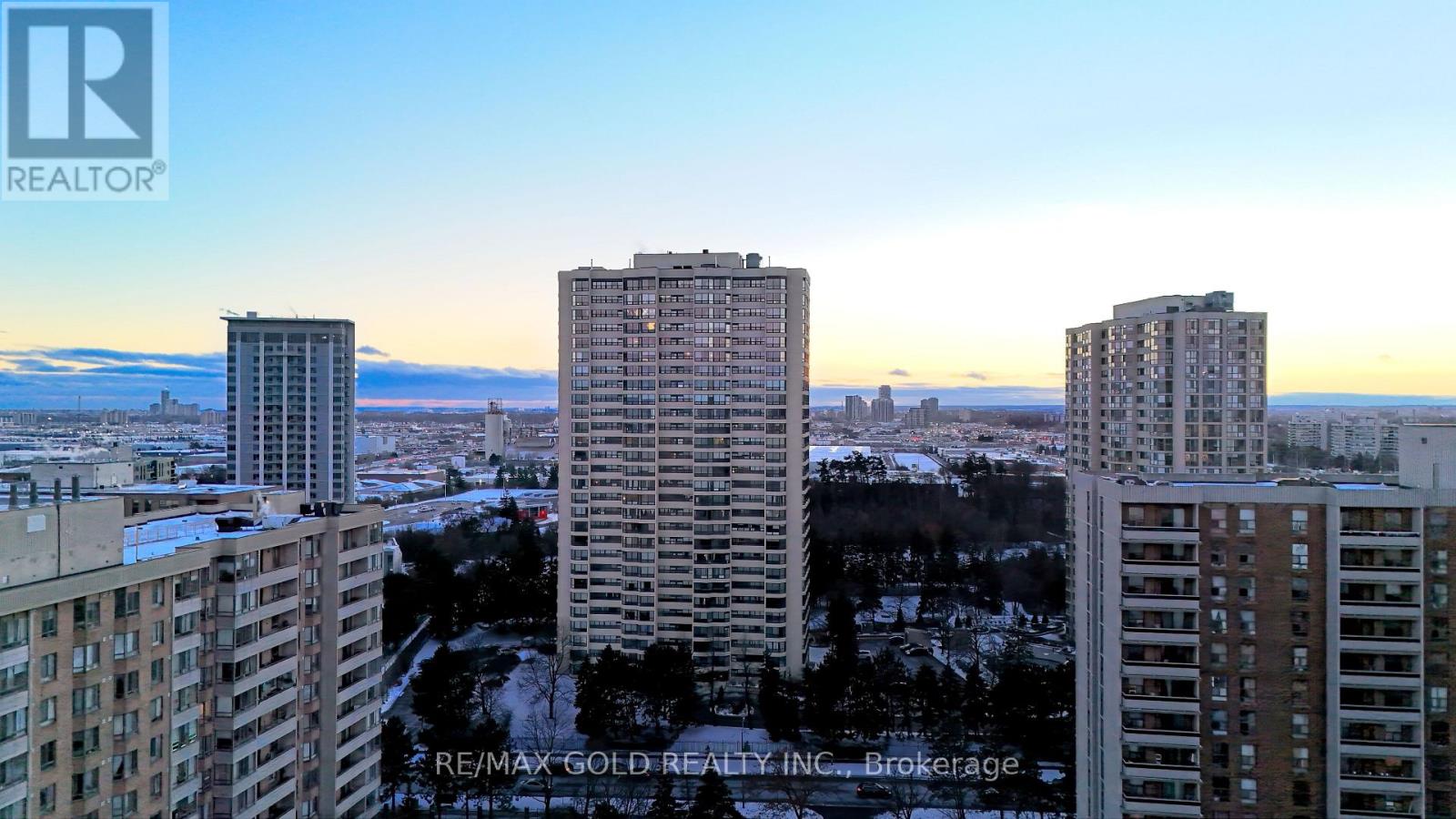 1602 - 8 Lisa Street, Brampton, Ontario  L6T 4S6 - Photo 3 - W12892276