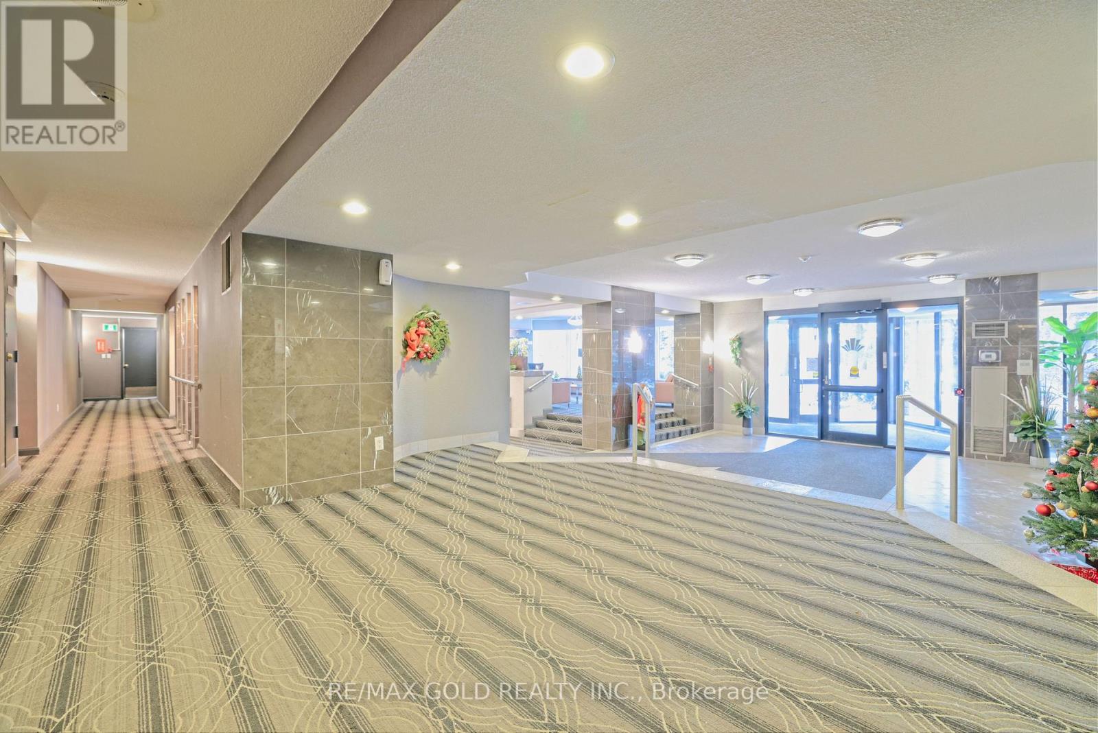 1602 - 8 Lisa Street, Brampton, Ontario  L6T 4S6 - Photo 9 - W12892276