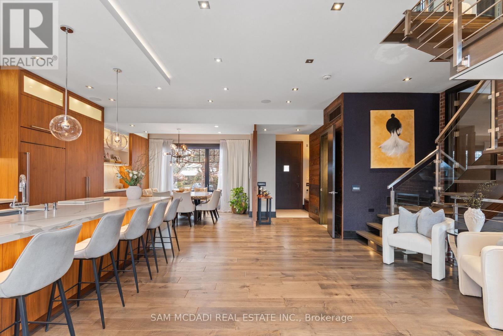 1031 Welwyn Drive, Mississauga, Ontario  L5J 3J2 - Photo 10 - W12892286