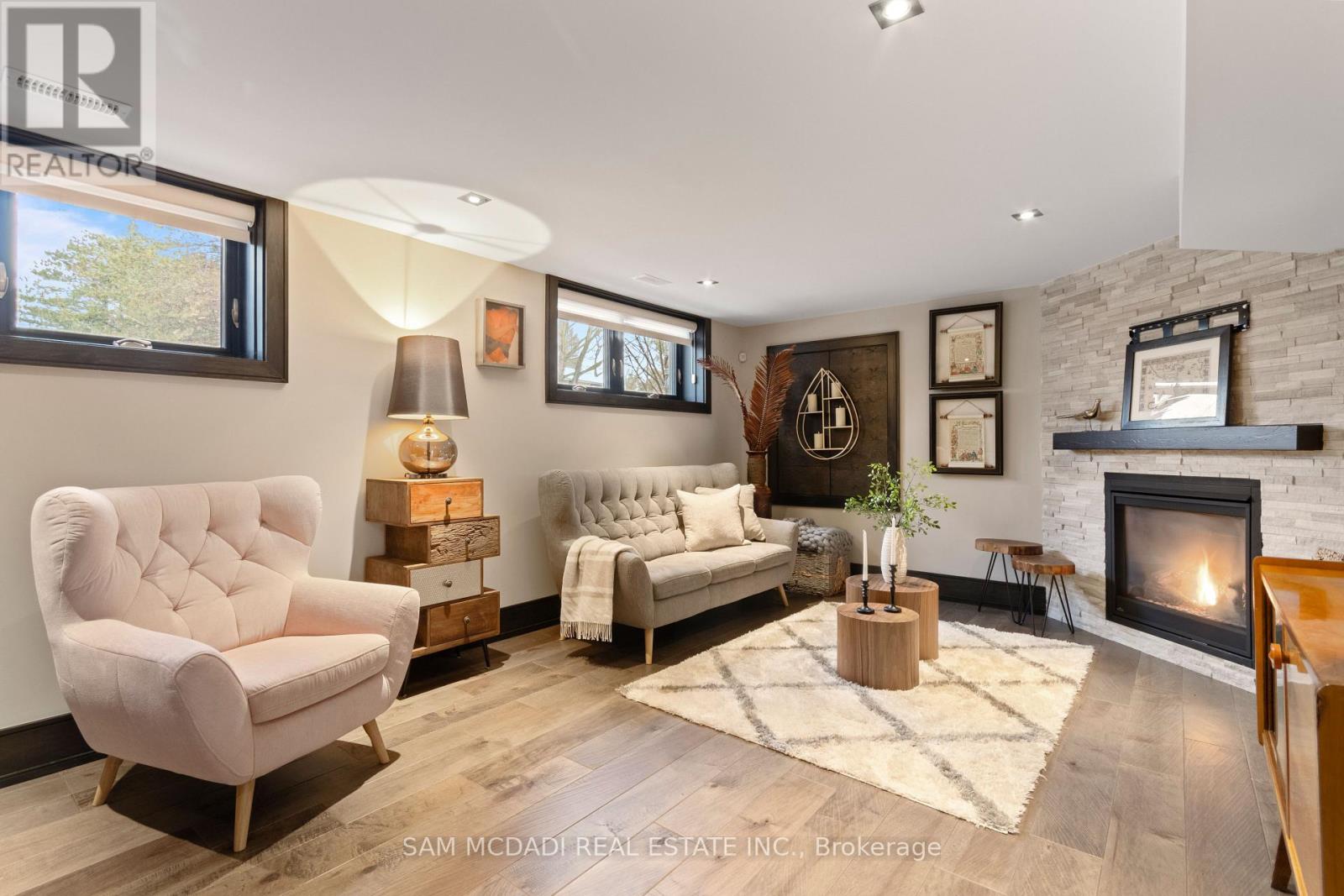 1031 Welwyn Drive, Mississauga, Ontario  L5J 3J2 - Photo 44 - W12892286