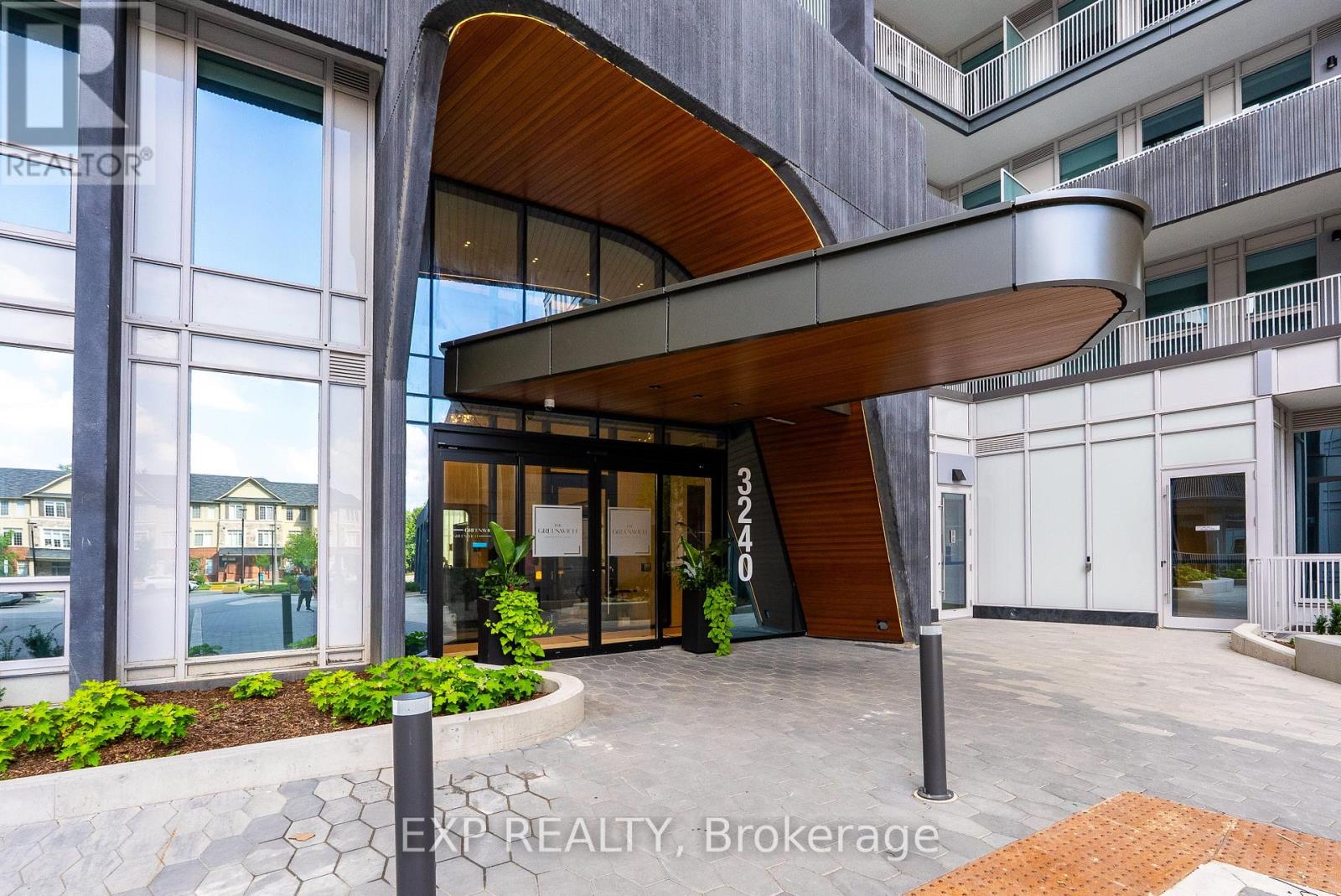 435 - 3240 William Coltson Avenue, Oakville (Jm Joshua Meadows), Ontario  L6H 8C8 - Photo 2 - W12892288