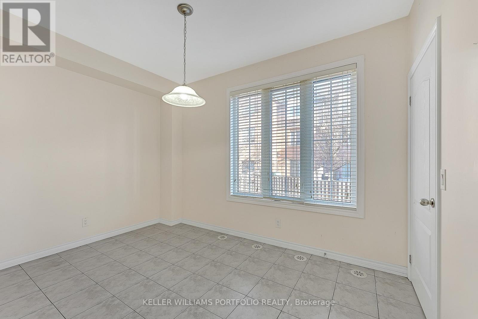 7 Cailiff Street, Brampton (Bram West), Ontario  L6Y 0P9 - Photo 18 - W12892300