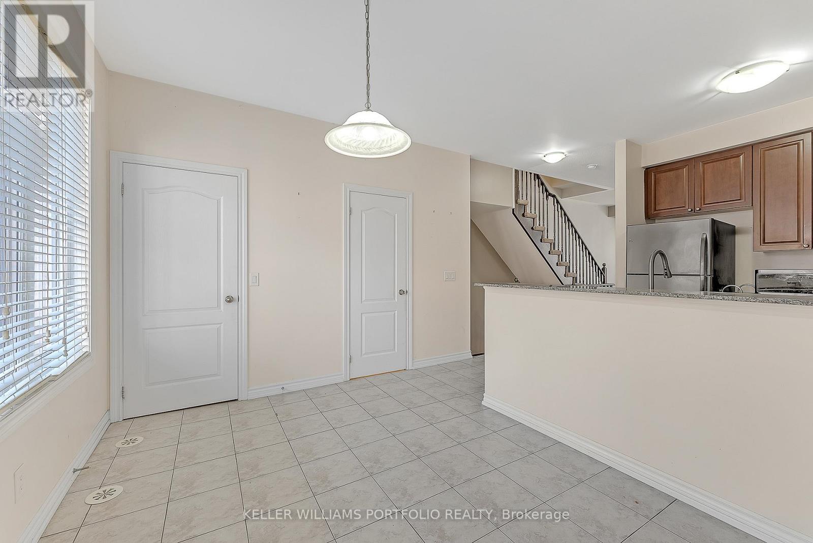 7 Cailiff Street, Brampton (Bram West), Ontario  L6Y 0P9 - Photo 20 - W12892300