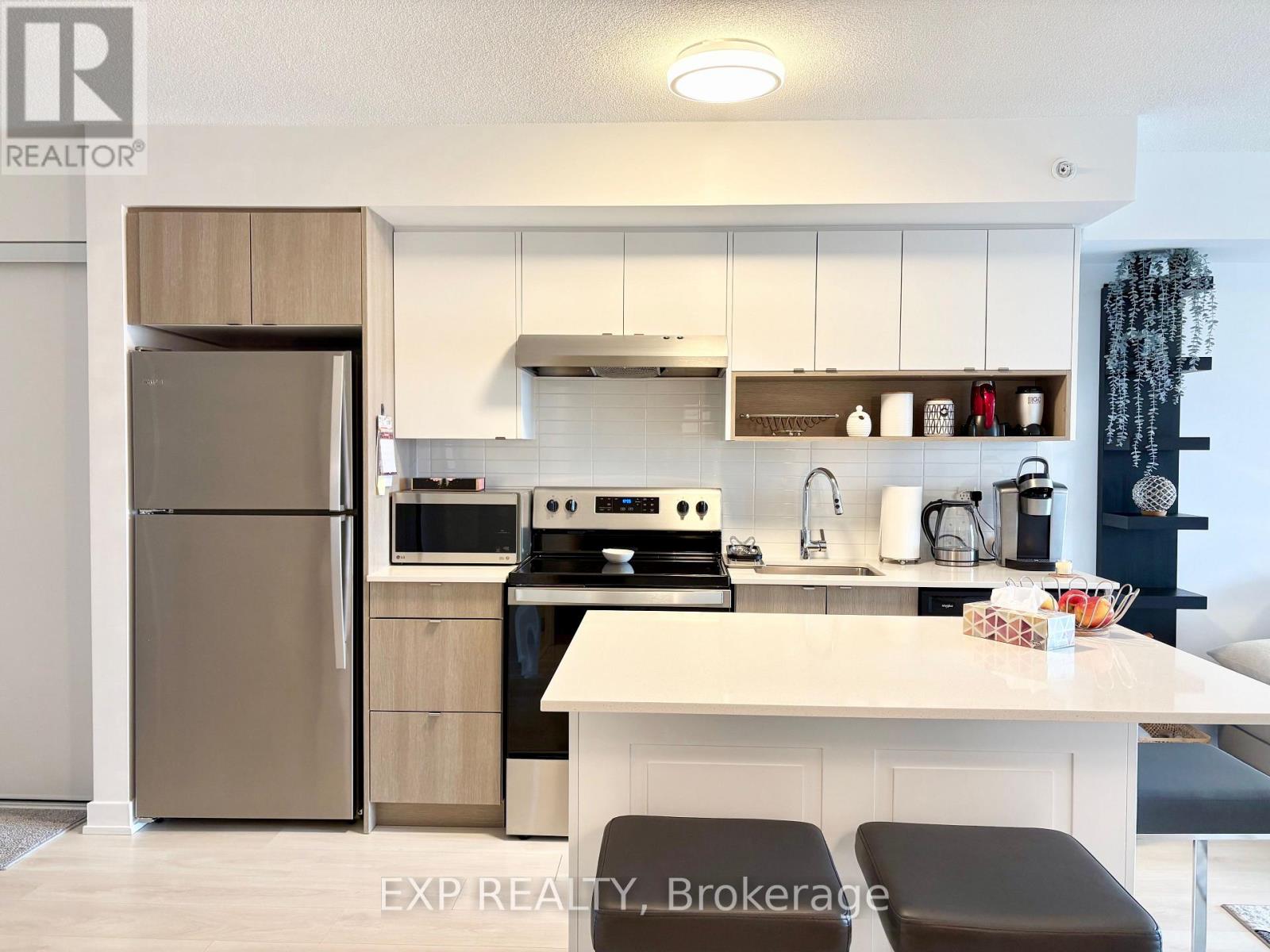 A502 - 1117 Cooke Boulevard, Burlington, Ontario  L7T 0C3 - Photo 5 - W12892312