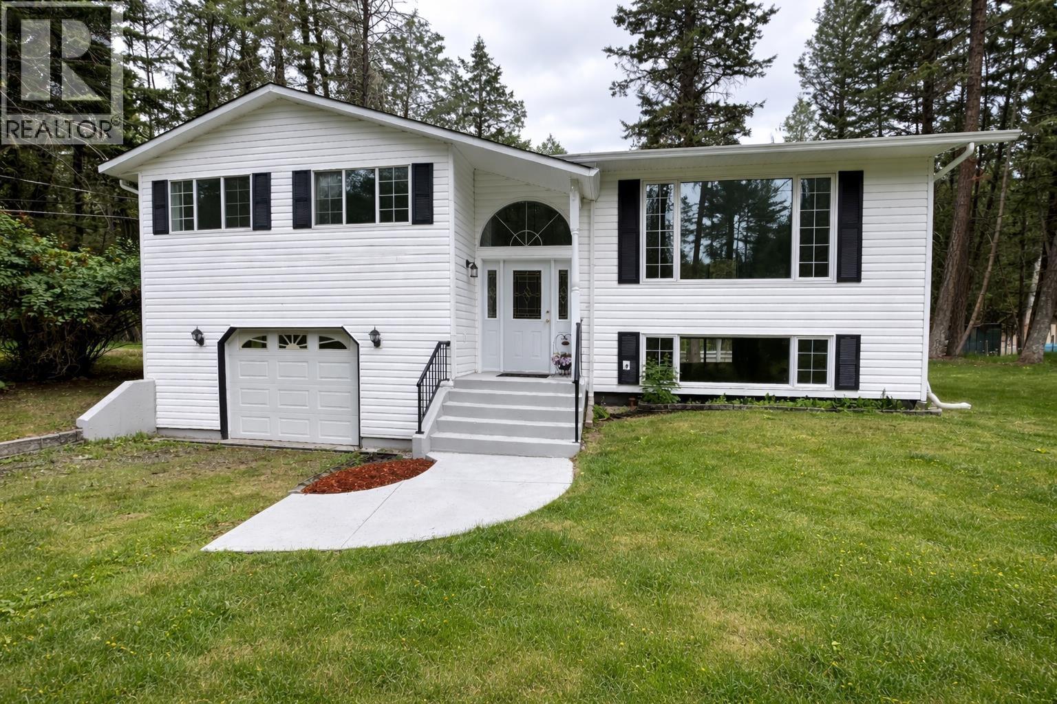 4983 Smith Road, 108 Mile Ranch, British Columbia  V0K 2Z0 - Photo 1 - R3074401