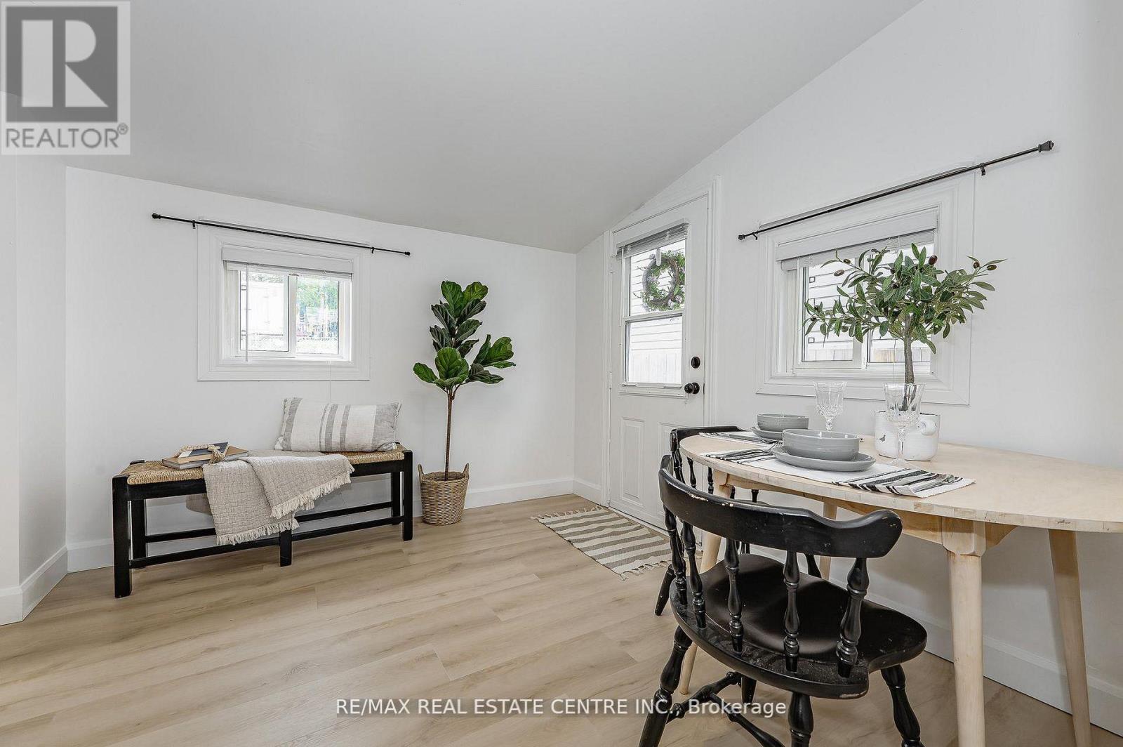 17 Dover Street, Woodstock, Ontario  N4S 3L7 - Photo 10 - X12892088