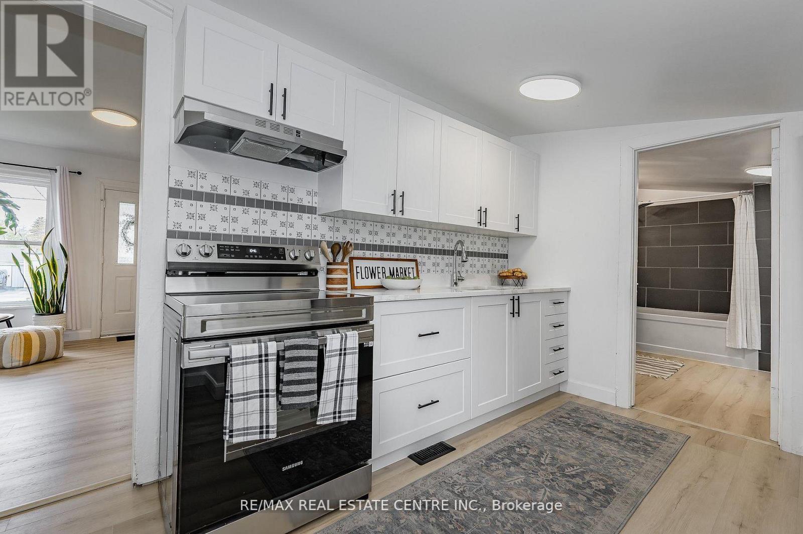 17 Dover Street, Woodstock, Ontario  N4S 3L7 - Photo 11 - X12892088