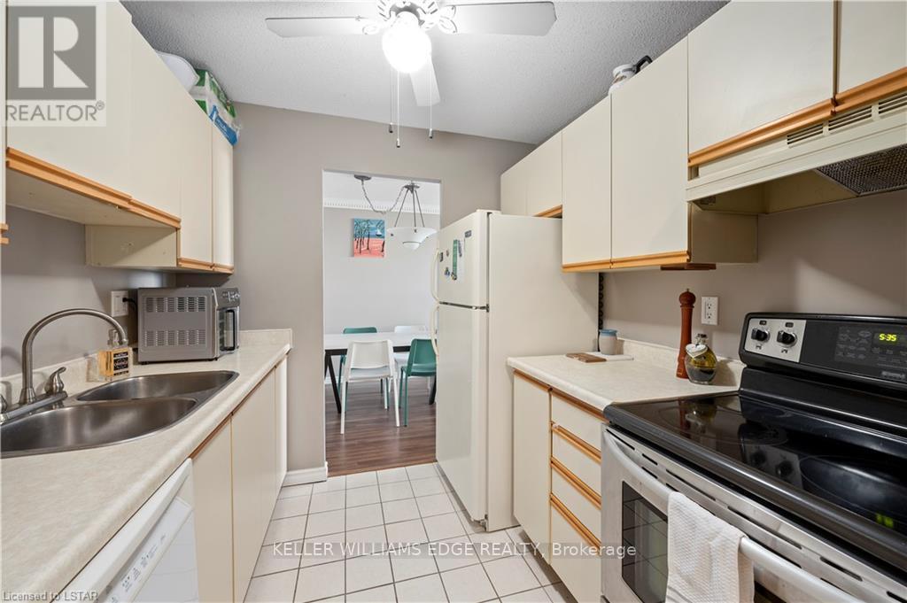 1007 - 45 Pond Mills Road, London South, Ontario  N5Z 4W5 - Photo 10 - X12892196