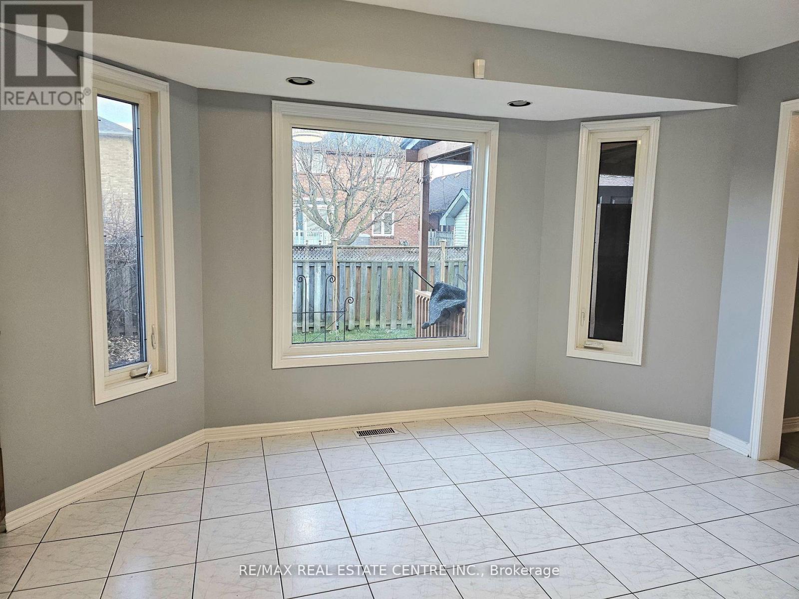 486 Dicenzo Drive, Hamilton (Ryckmans), Ontario  L9B 2C4 - Photo 28 - X12892198