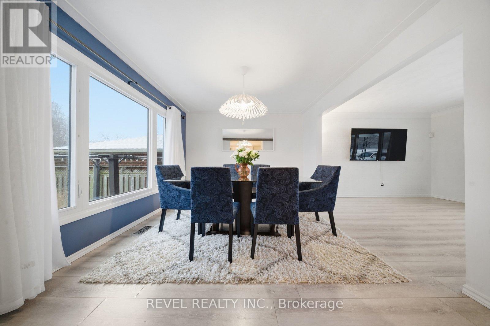 22 Paris Road, Brantford, Ontario  N3R 1H7 - Photo 12 - X12892248