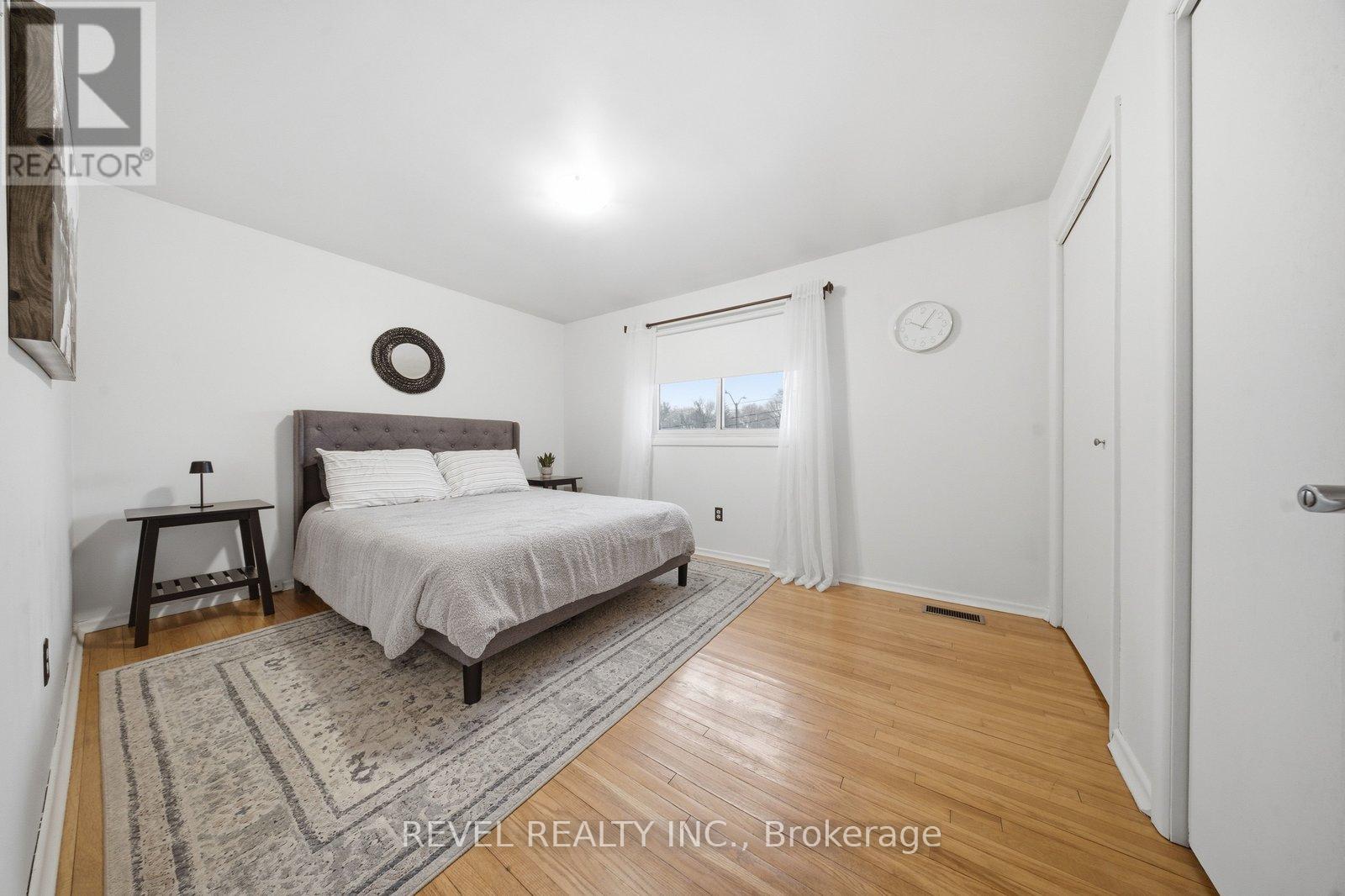 22 Paris Road, Brantford, Ontario  N3R 1H7 - Photo 24 - X12892248