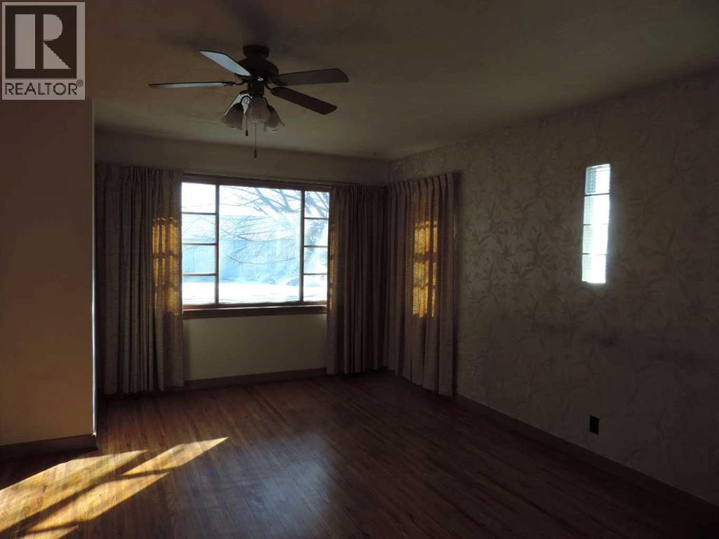 4938 51 Avenue, Bentley, Alberta  T0C 0J0 - Photo 11 - A2292463