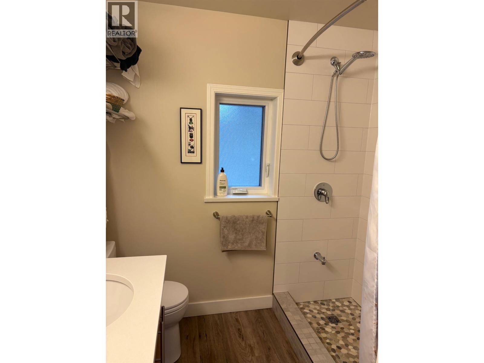 5702 Medusa Street, Sechelt, British Columbia  V0N 3A0 - Photo 31 - R3099668