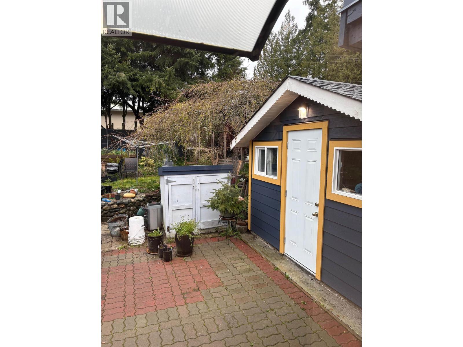 5702 Medusa Street, Sechelt, British Columbia  V0N 3A0 - Photo 25 - R3099668