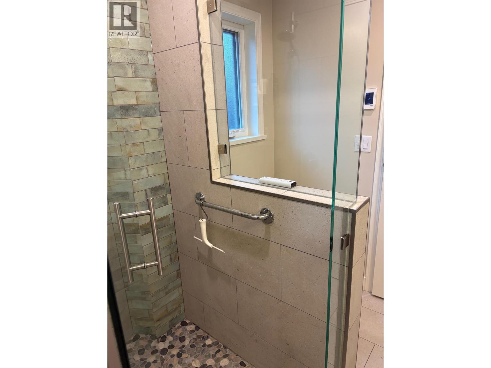 5702 Medusa Street, Sechelt, British Columbia  V0N 3A0 - Photo 29 - R3099668