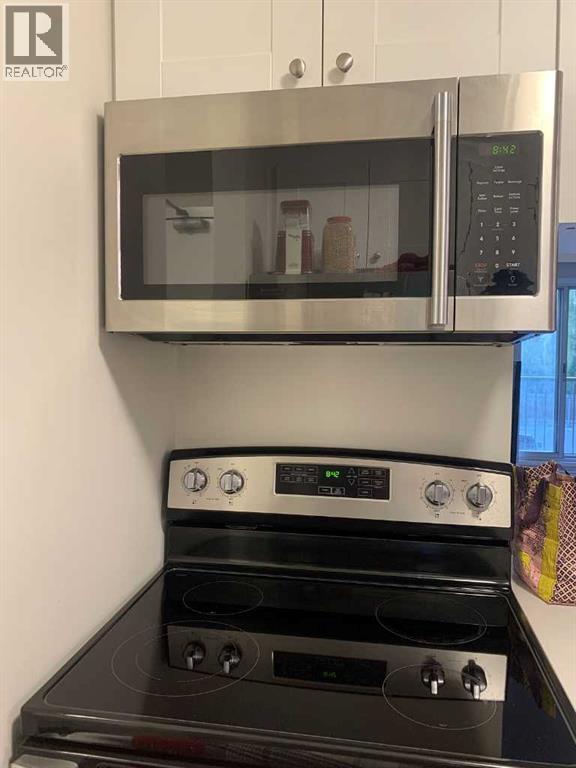 202, 405 Columbia Boulevard W, Lethbridge, Alberta  T1K 4R6 - Photo 1 - A2293662