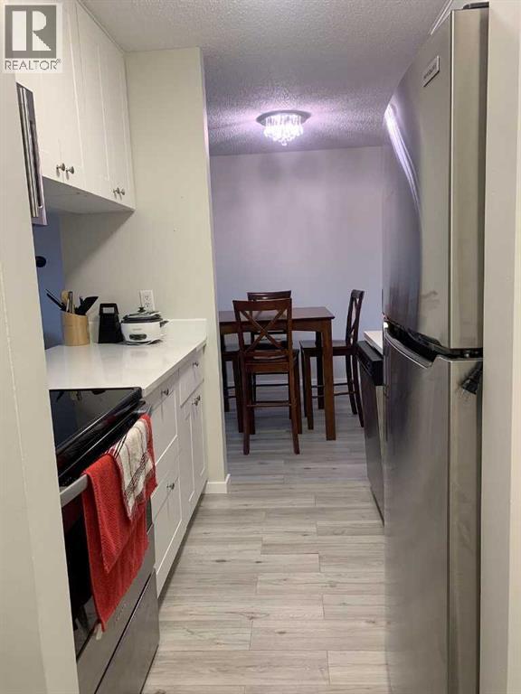 202, 405 Columbia Boulevard W, Lethbridge, Alberta  T1K 4R6 - Photo 2 - A2293662